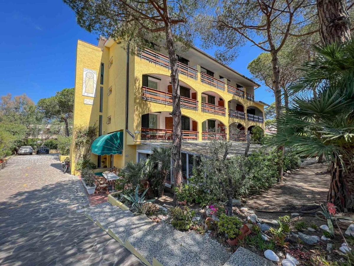 Hotel Meridiana Marina di Campo Εξωτερικό φωτογραφία