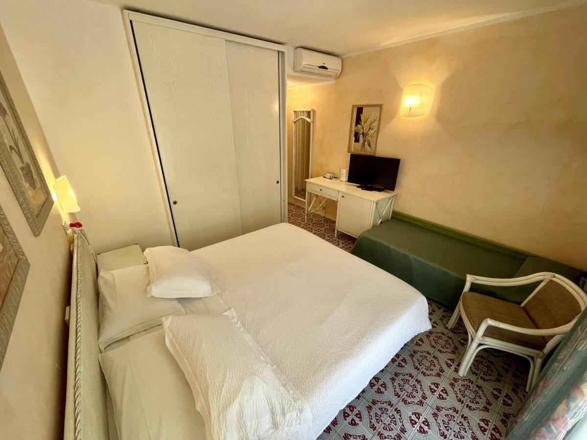Hotel Meridiana Marina di Campo Εξωτερικό φωτογραφία