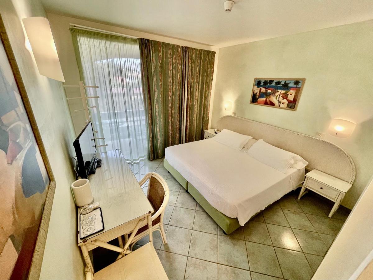 Hotel Meridiana Marina di Campo Δωμάτιο φωτογραφία